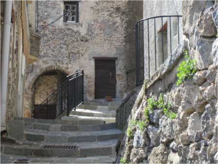 Les portes peintes d'Imelda Bassanello